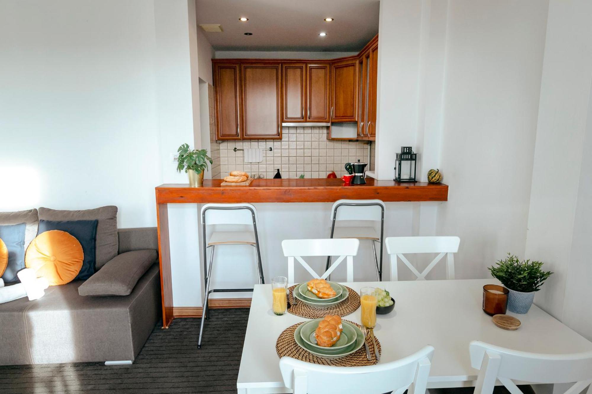Plac Konstytucji 6 Orange - Apartament Dla 4 Osob - Bezplatny Parking - Free Parking - Piekny Widok Na Panorame Warszawy Varsóvia Exterior foto