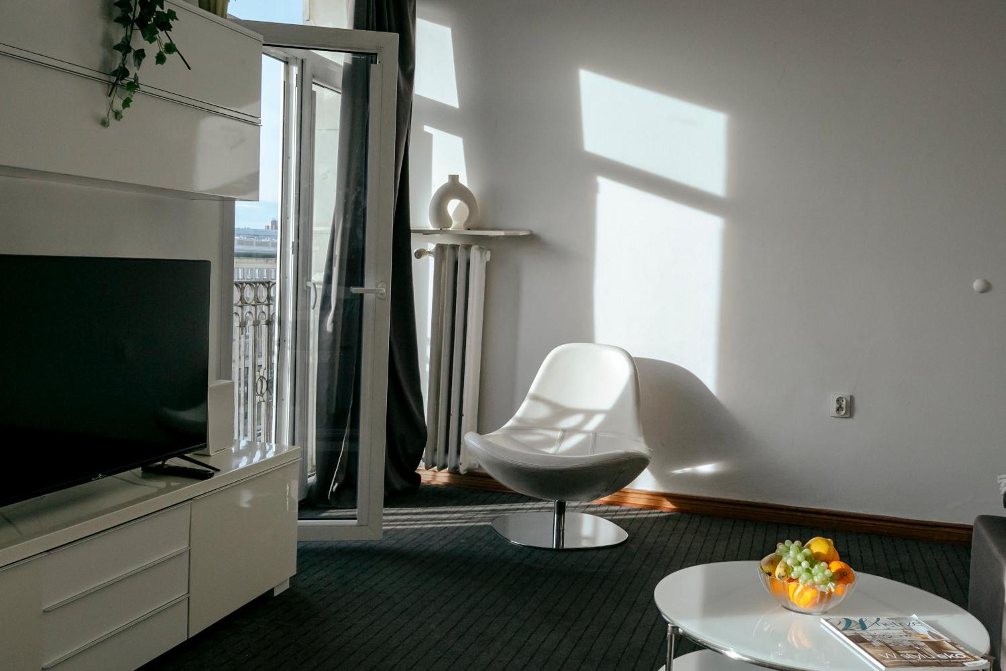 Plac Konstytucji 6 Orange - Apartament Dla 4 Osob - Bezplatny Parking - Free Parking - Piekny Widok Na Panorame Warszawy Varsóvia Exterior foto